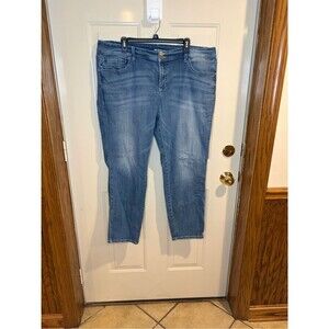 INC Boyfriend Jeans Women’s Plus Size 20W Light Wash Stretch Denim